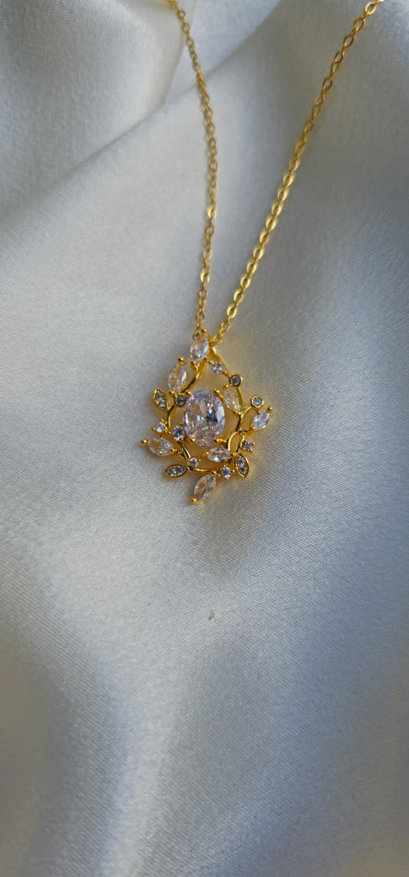 Collier « Fleur Éternelle » – Zyva